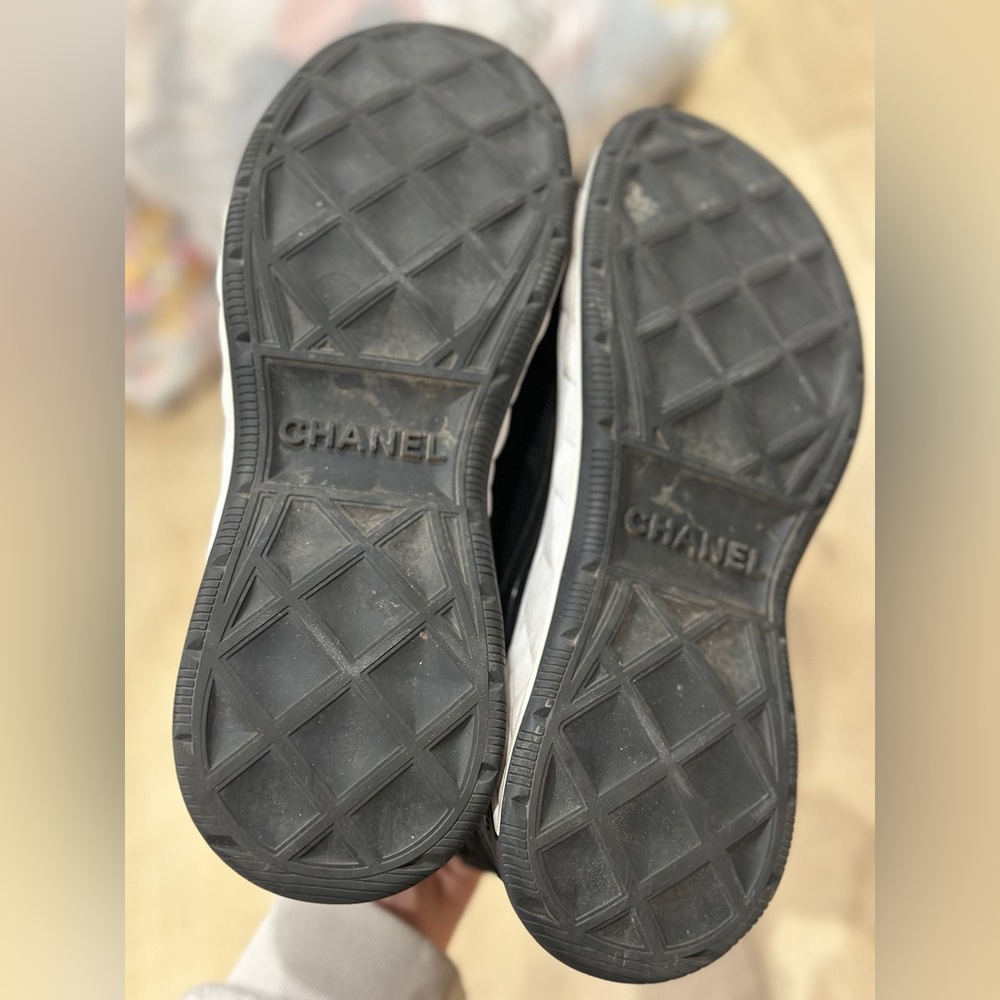 Chanel sneakers, size 38.5 - Picture 9 of 17
